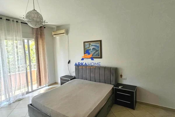 Shtepi me qera Apartament ne Tirane, 2+1, Mobilimi E mobiluar, Pagesa 850  Euro.