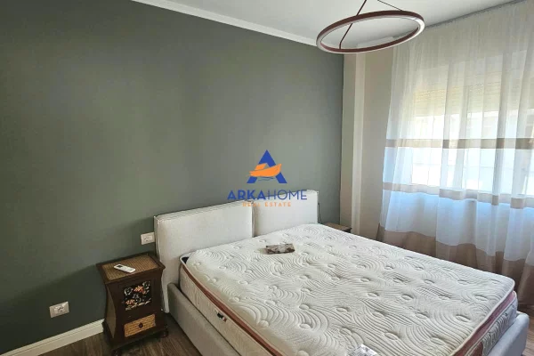 Shtepi me qera Apartament ne Tirane, 2+1, Mobilimi E mobiluar, Pagesa 850  Euro.
