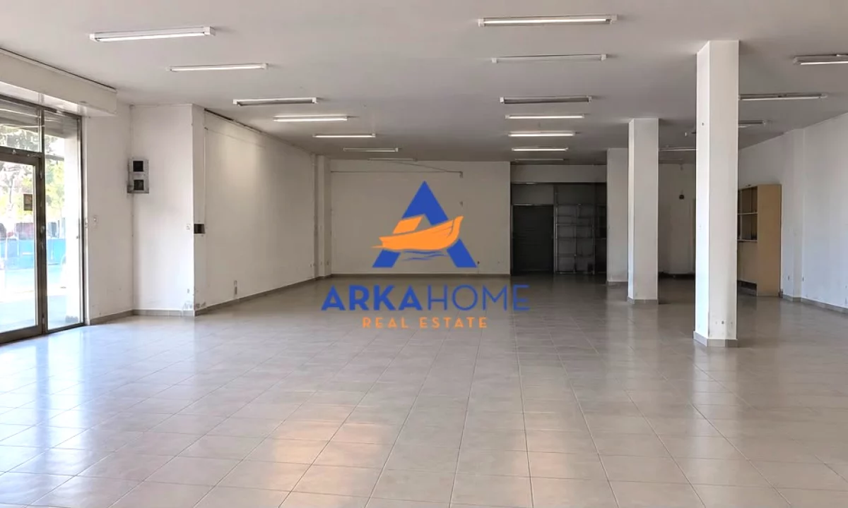 JEPET AMBIENT BIZNESI ME QERA 70 M2 "RRUGA E ELBASANIT" 60.000 LEKE