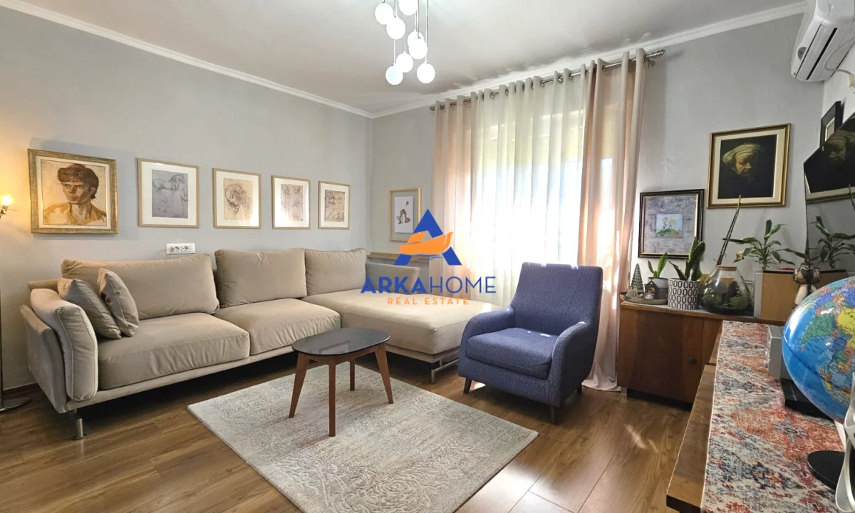 House for Sale Apartment in Tirana, 2+1, Furniture Furnished, Payment 168,000  Euro.