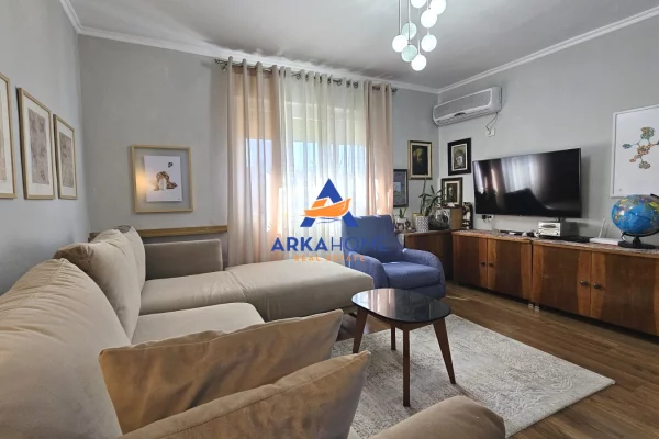 House for Sale Apartment in Tirana, 2+1, Furniture Furnished, Payment 168,000  Euro.