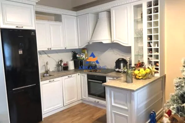 House for Sale Apartment in Tirana, 2+1, Furniture Furnished, Payment 173,000  Euro.