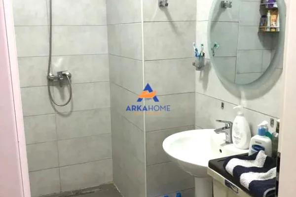 House for Sale Apartment in Tirana, 2+1, Furniture Furnished, Payment 173,000  Euro.