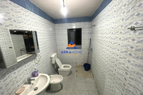 House for Sale Apartment in Tirana, 2+1, Furniture Furnished, Payment 240,000  Euro.