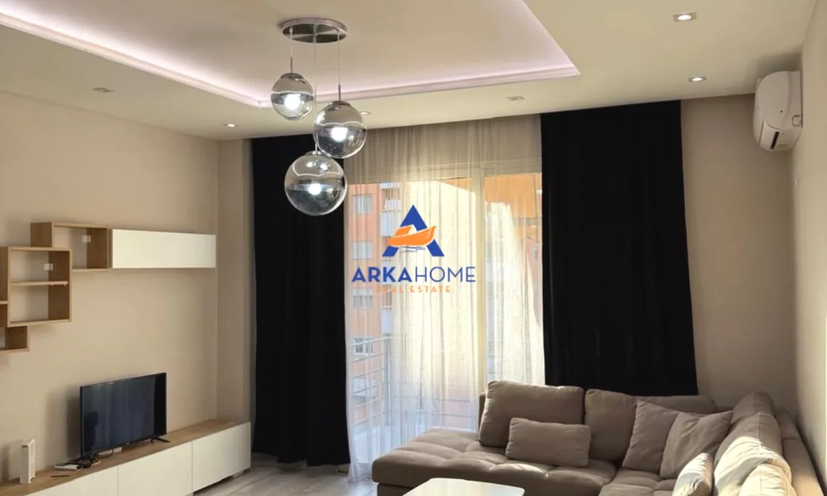 House for Sale Apartment in Tirana, 2+1, Furniture Furnished, Payment 155,000  Euro.