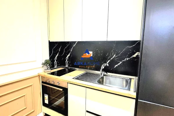 Shtepi ne shitje Apartament ne Tirane, 1+1, Mobilimi E mobiluar, Pagesa 130,000  Euro.