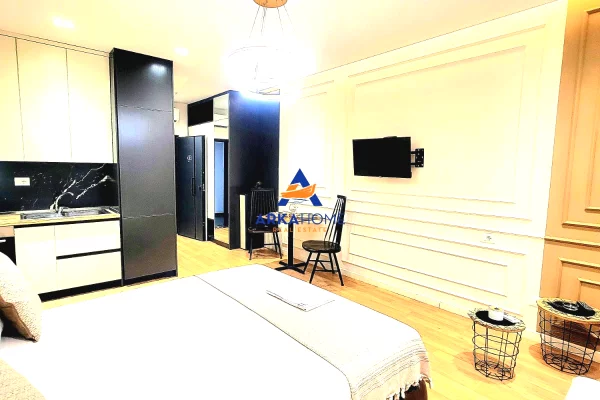 Shtepi ne shitje Apartament ne Tirane, 1+1, Mobilimi E mobiluar, Pagesa 130,000  Euro.