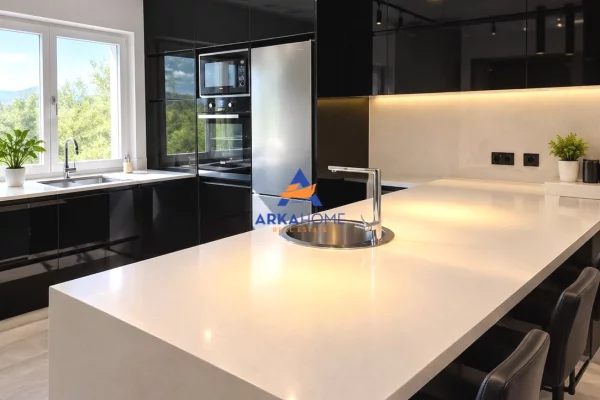 Shtepi ne shitje Apartament ne Tirane, 2+1, Mobilimi E mobiluar, Pagesa 310,000  Euro.