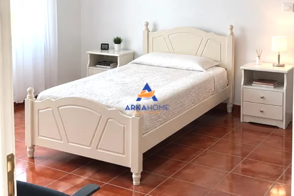 Shtepi me qera Apartament ne Tirane, 1+1, Mobilimi E mobiluar, Pagesa 492  Euro.