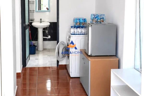 Shtepi me qera Apartament ne Tirane, 1+1, Mobilimi E mobiluar, Pagesa 492  Euro.