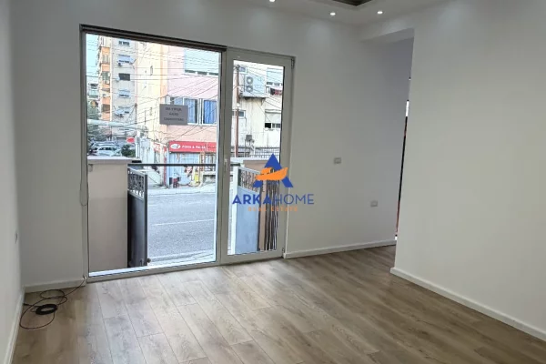 Ambient biznesi me qera 1+1 ne Tirane - 438 Euro