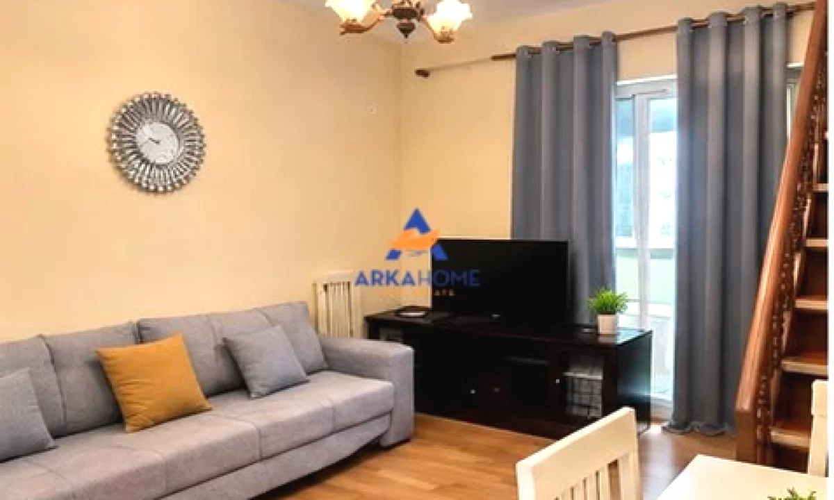 Shtepi me qera Apartament ne Tirane, 1+1, Mobilimi E mobiluar, Pagesa 546  Euro.
