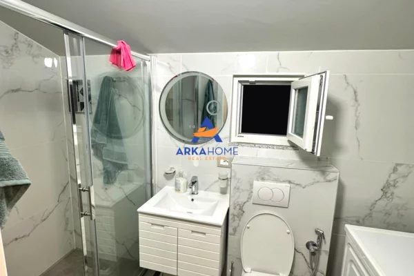 Shtepi me qera Shtepi Private ne Tirane, 1+1, Mobilimi E mobiluar, Pagesa 546  Euro.