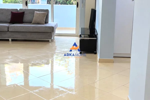 Shtepi me qera Apartament ne Tirane, 1+1, Mobilimi E mobiluar, Pagesa 491  Euro.