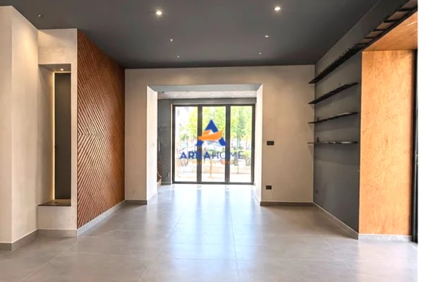 SHITET LOKAL 100 M2 "RRUGA MUHAMET GJOLLESHA" 700.000 EURO