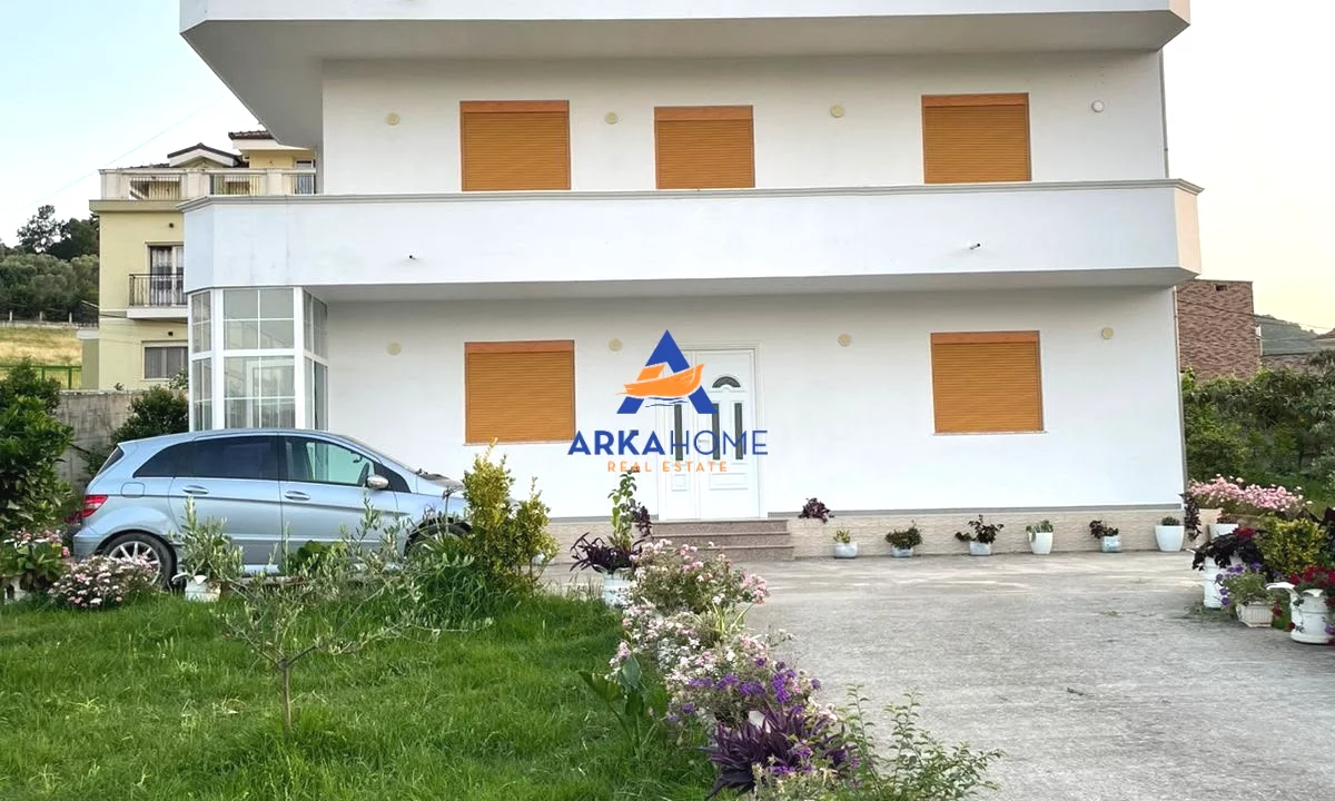 Shtepi me qera Shtepi Private ne Tirane, 6+1, Mobilimi E mobiluar, Pagesa 2,732  Euro.