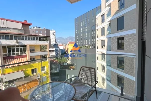 Shtepi me qera Apartament ne Tirane, 1+1, Mobilimi E mobiluar, Pagesa 819  Euro.