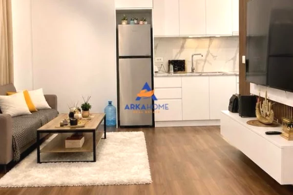 SHITET APARTAMENT 1+1 ME OBORR PRIVAT "RRUGA PETI" 125.000 EURO