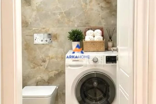 Shtepi ne shitje Apartament ne Tirane, 1+1, Mobilimi E mobiluar, Pagesa 125,000  Euro.