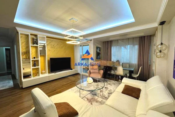SHITET APARTAMENT 2+1+2+BALLKON "KOMPLEKSI FZ 2, LIQENI I THATE" 360.000 EURO