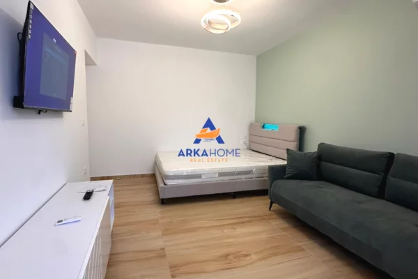 Shtepi me qera Apartament ne Tirane, 1+1, Mobilimi E mobiluar, Pagesa 547  Euro.