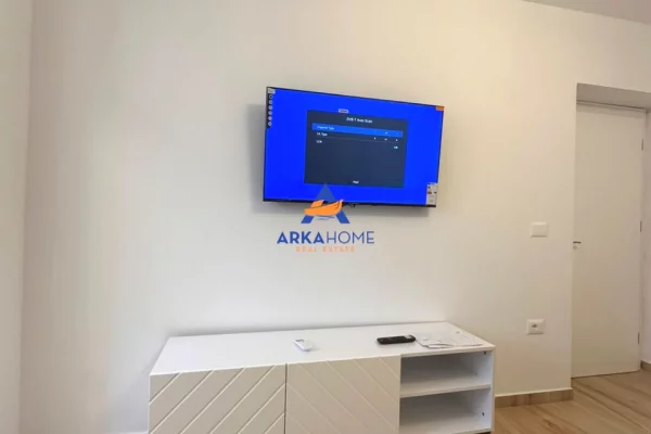 Shtepi me qera Apartament ne Tirane, 1+1, Mobilimi E mobiluar, Pagesa 547  Euro.