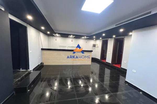 JEPET AMBIENT ME QERA 150 M2 "5 MAJ" 80.000 LEKE