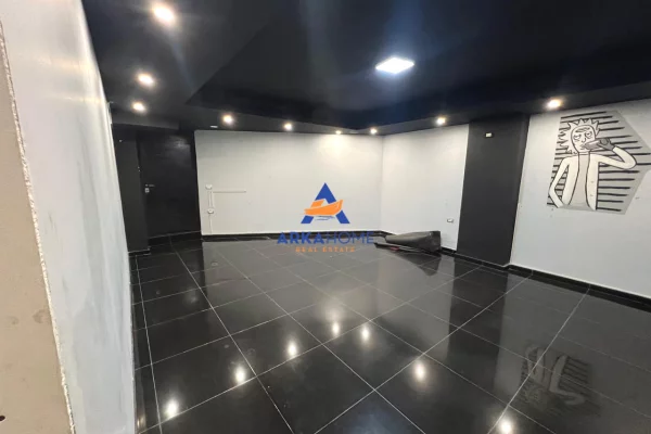 JEPET AMBIENT ME QERA 150 M2 "5 MAJ" 80.000 LEKE