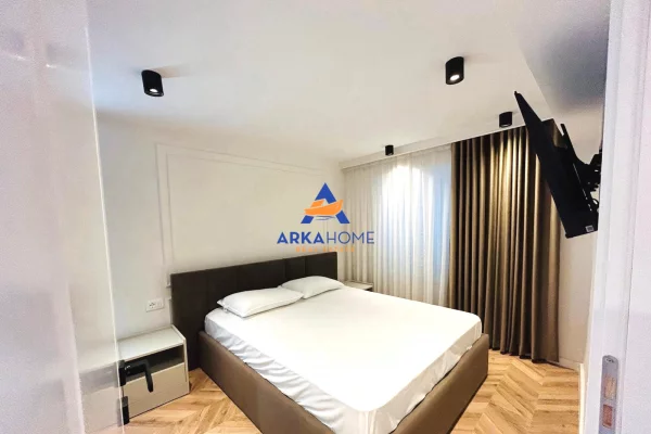 Shtepi me qera Apartament ne Tirane, 2+1, Mobilimi E mobiluar, Pagesa 765  Euro.