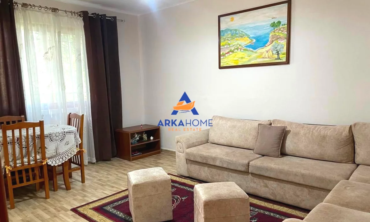 Shtepi me qera Apartament ne Tirane, 1+1, Mobilimi E mobiluar, Pagesa 601  Euro.