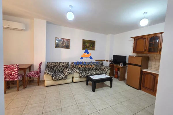 Shtepi me qera 1+1 ne Tirane - 601 Euro