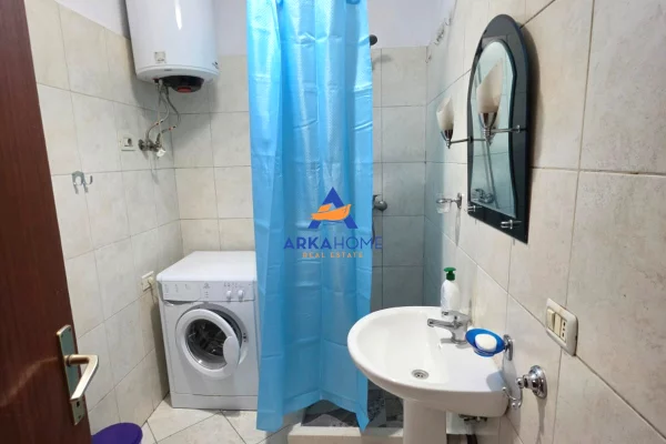 Shtepi me qera Apartament ne Tirane, 1+1, Mobilimi E mobiluar, Pagesa 601  Euro.
