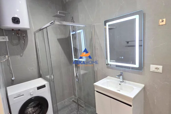 Shtepi me qera Apartament ne Tirane, 1+1, Mobilimi E mobiluar, Pagesa 656  Euro.
