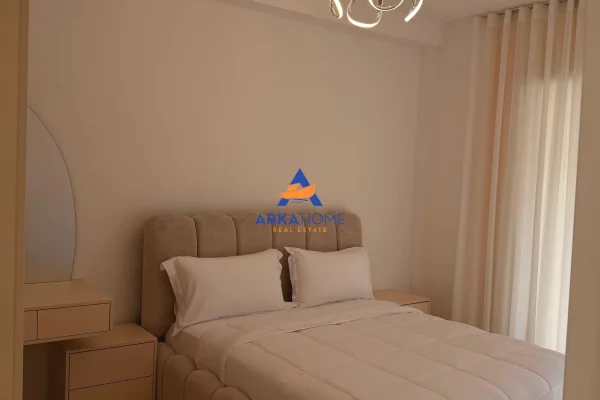 Shtepi me qera Apartament ne Tirane, 1+1, Mobilimi E mobiluar, Pagesa 765  Euro.