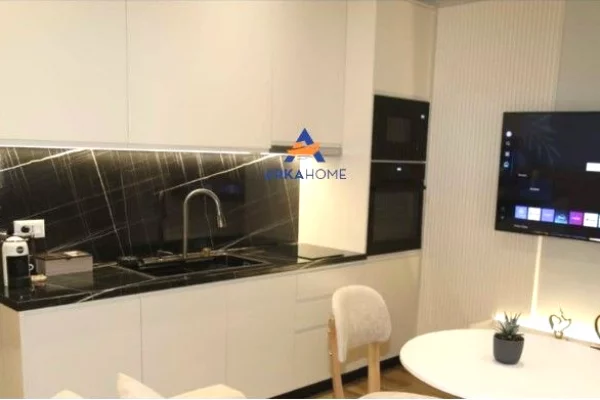Shtepi ne shitje Apartament ne Tirane, 2+1, Mobilimi E mobiluar, Pagesa 210,000  Euro.