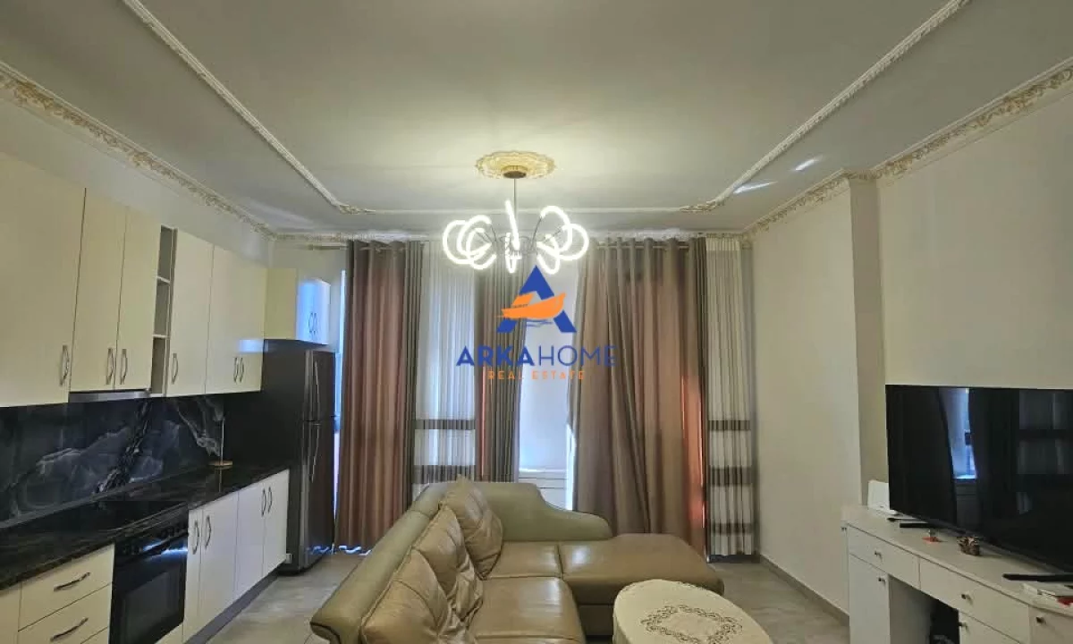 Shtepi me qera Apartament ne Tirane, 2+1, Mobilimi E mobiluar, Pagesa 800  Euro.