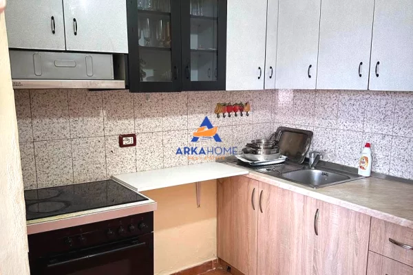 Shtepi ne shitje Apartament ne Tirane, 1+1, Mobilimi E mobiluar, Pagesa 115,000  Euro.
