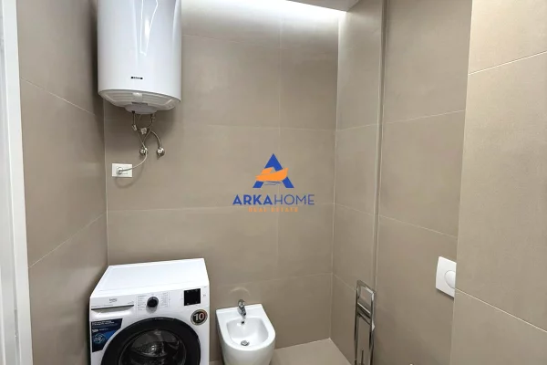 Shtepi me qera Apartament ne Tirane, 1+1, Mobilimi E mobiluar, Pagesa 767  Euro.
