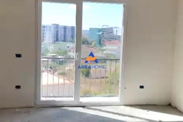 Shtepi ne shitje 3+1 ne Tirane - 164,473 Euro