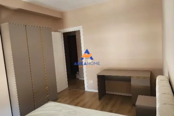 Shtepi me qera Apartament ne Tirane, 2+1, Mobilimi E mobiluar, Pagesa 550  Euro.