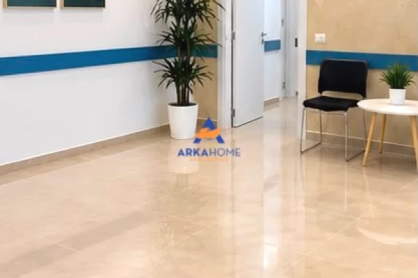 JEPET AMBIENT BIZNESI ME QERA 122 M2 "RRUGA E DURRESIT" 1800 EURO