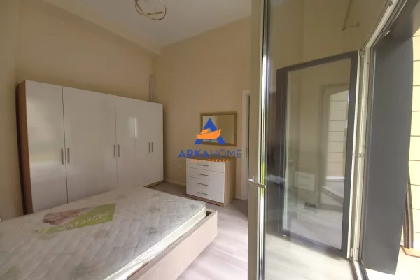 Shtepi me qera Apartament ne Tirane, 1+1, Mobilimi E mobiluar, Pagesa 600  Euro.