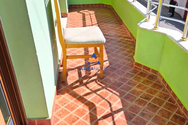 Shtepi me qera Apartament ne Tirane, 2+1, Mobilimi E mobiluar, Pagesa 500  Euro.
