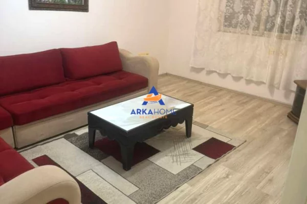 Shtepi me qera Apartament ne Tirane, 3+1, Mobilimi Pjeserisht e mobiluar, Pagesa 491  Euro.
