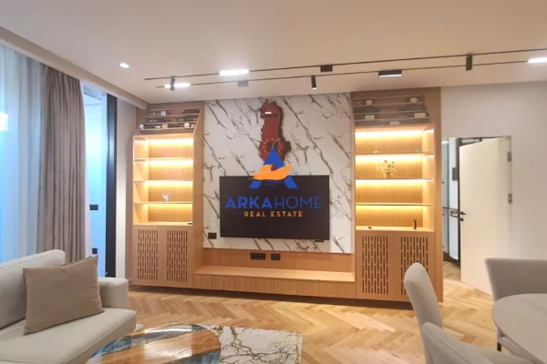 Shtepi ne shitje Apartament ne Tirane, 2+1, Mobilimi E mobiluar, Pagesa 245,365  Euro.