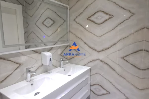 SHITET AMBIENT BIZNESI 120 M2 "ASTIR" 320.000 EURO