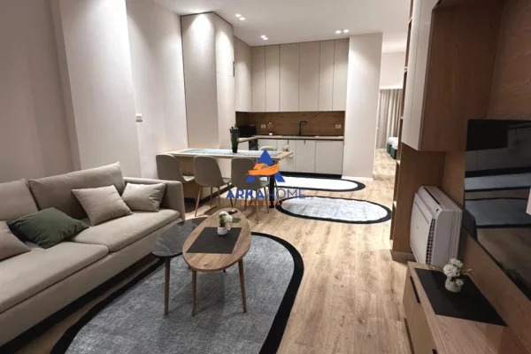Shtepi me qera Apartament ne Tirane, 2+1, Mobilimi E mobiluar, Pagesa 872  Euro.