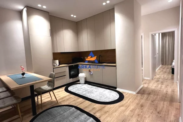 Shtepi me qera Apartament ne Tirane, 2+1, Mobilimi E mobiluar, Pagesa 872  Euro.