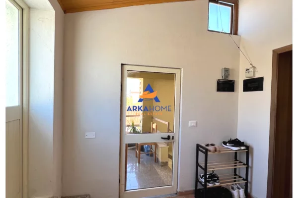 Shtepi me qera Apartament ne Tirane, 1+1, Mobilimi E mobiluar, Pagesa 599  Euro.