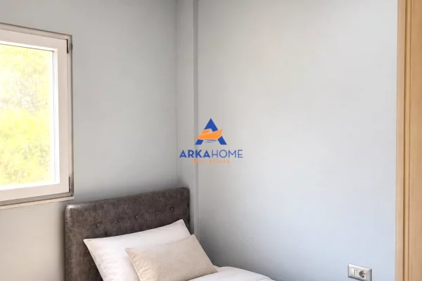 Shtepi me qera Apartament ne Tirane, 2+1, Mobilimi E mobiluar, Pagesa 550  Euro.